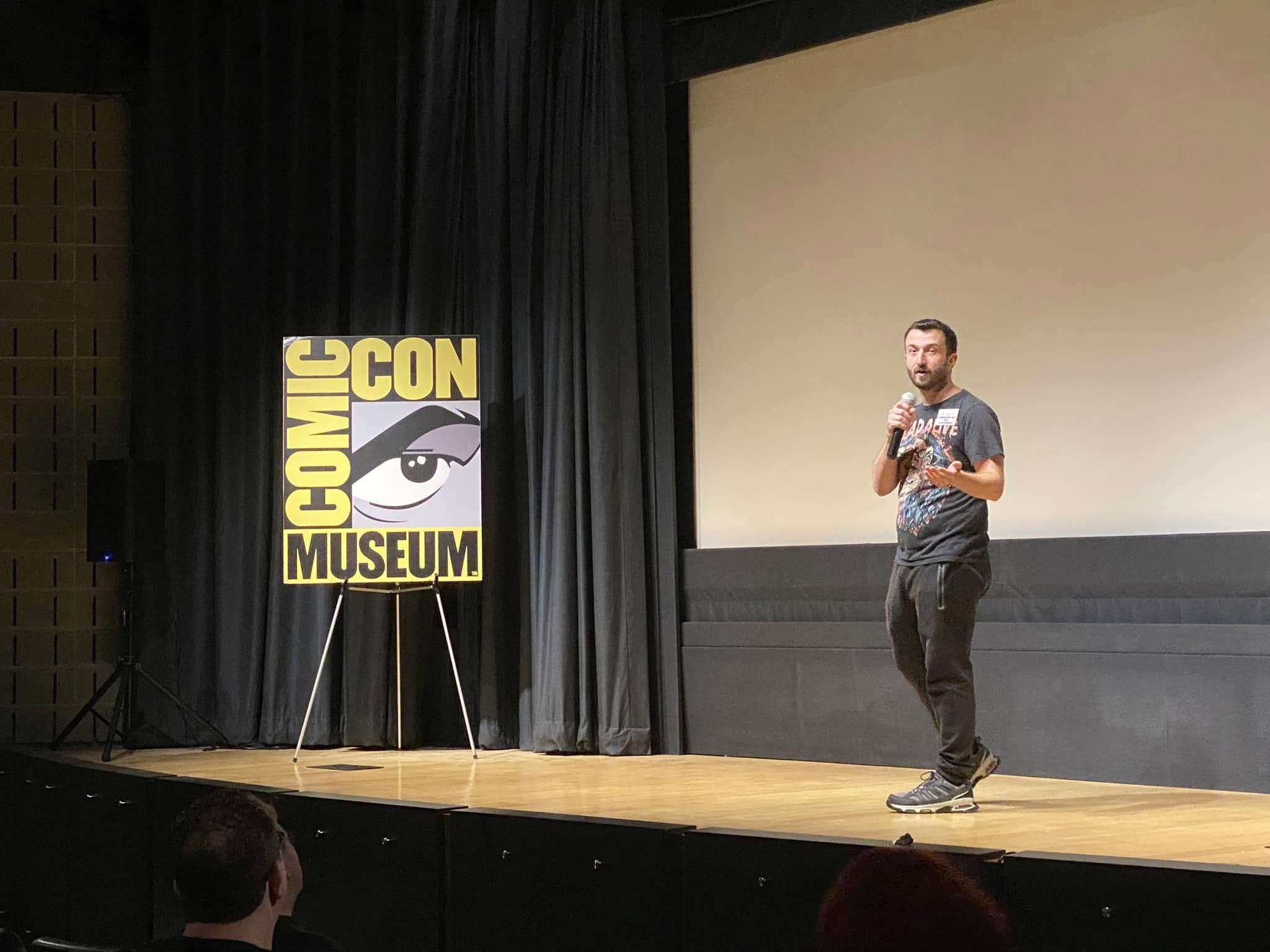 Eric Leonardis presenting at Secret Morgue 4